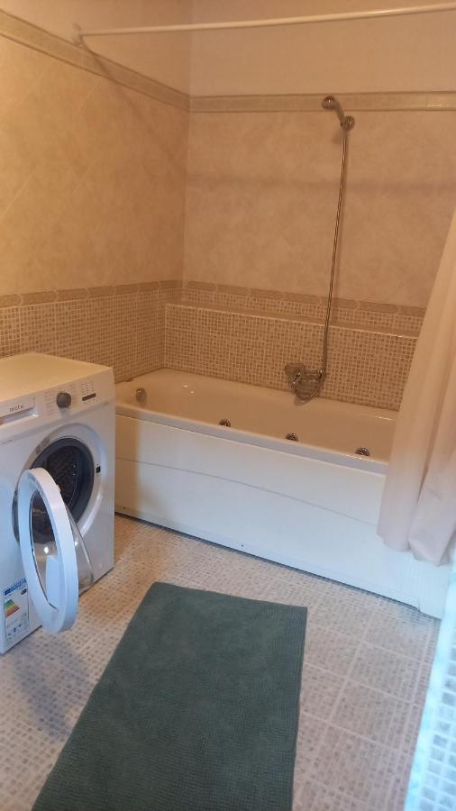 Cassabella Apartment Năvodari Екстериор снимка