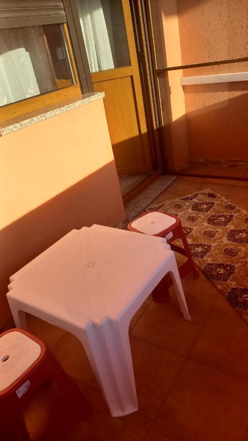 Cassabella Apartment Năvodari Екстериор снимка